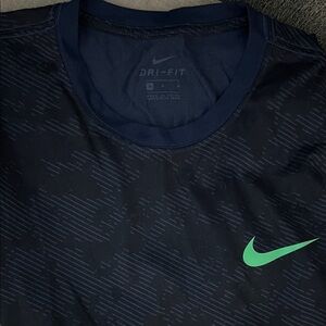 Nike Men’s Navy Short-Sleeve Dri-FIT Tee with Green Swoosh